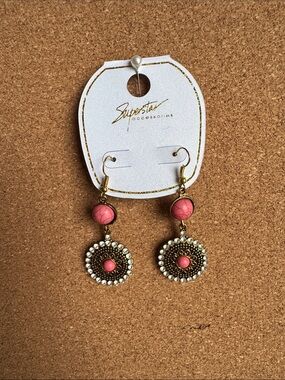 Superstar Coral Pink Filigree Drop Earrings